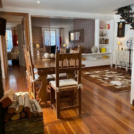 Duplex Llivia