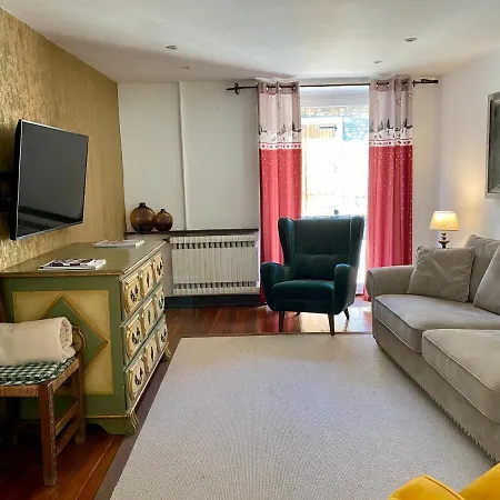 Duplex * Llivia