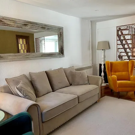 Duplex Holiday home Llivia